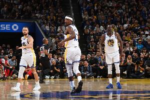 巴特勒談隊內(nèi)氛圍：全隊面帶笑容互開玩笑 這才是籃球該有的樣子