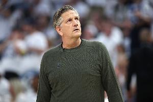 芬奇：我們補防做得不好 對手得分太輕松必須拿出更強防守抵抗力