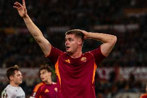 開場被換下！羅體：前鋒弗格森有嚴(yán)重腳踝傷病史，羅馬不愿冒險