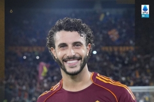 頭槌首開記錄！意甲官方：羅馬中衛(wèi)埃爾莫索當(dāng)選本場比賽最佳球員