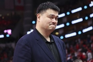 增重靠練不靠吃！速度太慢&場(chǎng)上不能太佛系！眾名宿給楊瀚森建議