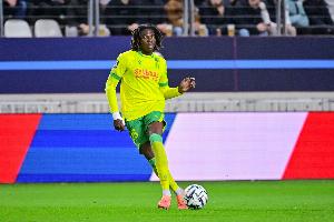 德天空：多家豪門(mén)密切關(guān)注南特17歲左腳中衛(wèi)塔蒂，合同2028年到期