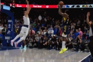 給你機(jī)會(huì)不中用?。〉つ崴沟?罰故意不中 內(nèi)史密斯三分絕殺打鐵