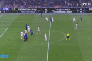 裁判專家：裁判少給國米一個點球，紫百合后衛(wèi)有明顯拉拽