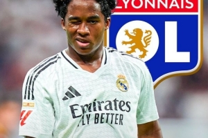 租借費(fèi)半年約450萬歐！記者：里昂領(lǐng)跑恩德里克爭(zhēng)奪戰(zhàn)