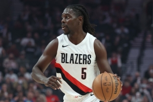 客戰(zhàn)爵士！開拓者首發(fā)：霍勒迪、夏普、卡馬拉、阿夫迪亞、克林根