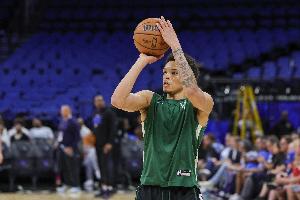 全面開花！雄鹿8人得分上雙 其中5人本賽季薪水不到500萬