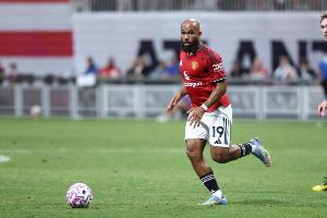 2025年姆貝莫英超運動戰(zhàn)打進11球，同期僅次于17球的哈蘭德