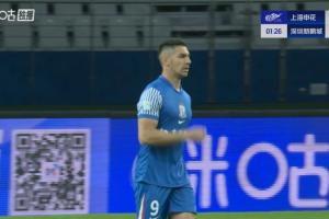 夢(mèng)幻開(kāi)局！安德烈-路易斯開(kāi)場(chǎng)2分鐘甩頭破門，申花1-0領(lǐng)先新鵬城