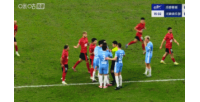 半場-成都蓉城1-0河南 胡荷韜進球被吹+失單刀嚴鼎皓任意球破門