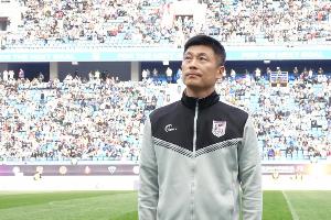 媒體人：海港兩年前榮譽(yù)戰(zhàn)送大連人降級(jí)，或能激起英博末輪斗志