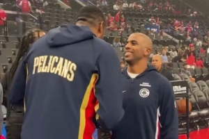 曾經(jīng)的空接之城！小喬丹賽前與保羅握手 兩人寒暄了好半天