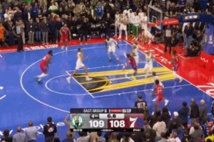 很關鍵！馬克西突破拋投不中 76人錯失反超機會