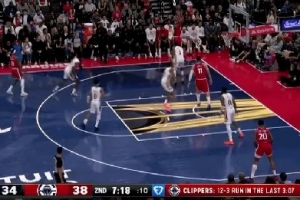 起勢了！比爾助攻巴圖姆命中三分&快船15-3打停鵜鶘