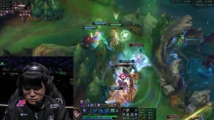 Gumayus決勝局寒冰第一視角：走A確實牛逼 T1贏團現(xiàn)場歡呼引爆場館