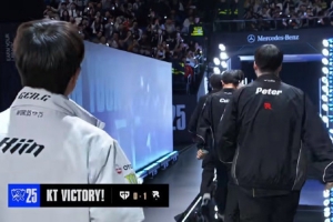 管澤元：BDD！你要干什么！太狠了今年 Chovy臉色不對(duì)了