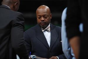 范?？巳麪枺汉芏嗳俗焐险f曼巴精神 實(shí)際上根本沒那種心態(tài)