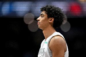 無力回天！克里斯蒂9中5拿到13分6板5助 三分5中2