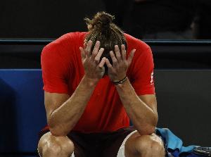 茲維列夫：腳踝嚴重腫脹，看看是否有補救措施，然后參加總決賽