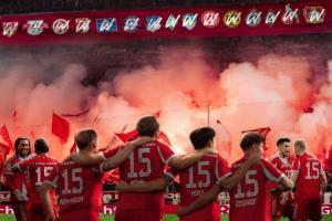 恐怖如斯…拜仁已經揍遍了德甲的上半區(qū)，戰(zhàn)績是全勝+一堆大比分