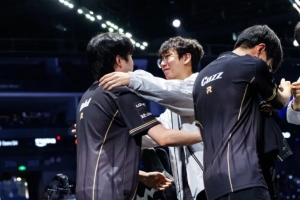 直到他們再次相遇，賽事官方分享Bdd與Ruler擁抱合照