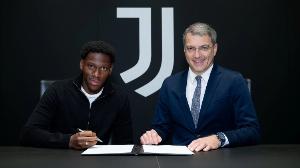 瑞天空：喬納森-戴維可能在冬季離開尤文，已經(jīng)聯(lián)系過熱刺和拜仁