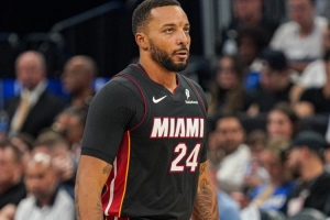 鮑威爾：想把科比的心態(tài)、韋德的技術(shù)結(jié)合成我的打球風(fēng)格