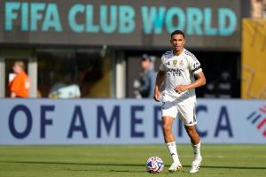 默森：利物浦低估了阿諾德的重要性，現(xiàn)在對(duì)手可以肆意包夾薩拉赫