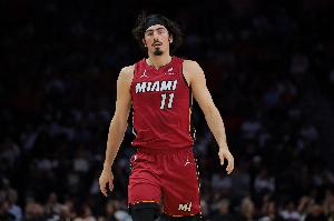 兩隊本場比賽罰球?qū)Ρ龋簾峄?6罰25中 湖人23罰19中