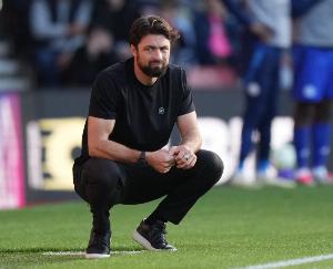 英媒：南安普頓可能請回前主帥拉塞爾-馬丁，同時(shí)很欣賞蘭帕德