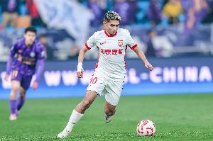 足球報：亞泰降級后當務(wù)之急是股改 保級隊要在球隊建設(shè)上下功夫