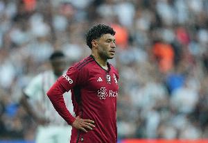 天空體育：張伯倫回歸阿森納訓(xùn)練，等待找到下家