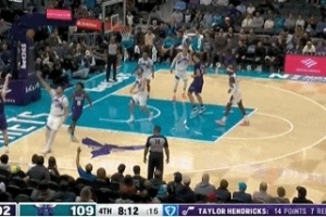 神似克萊！克尼佩爾底角再中三分 22分刷新生涯紀錄