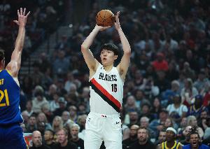 魯媒：開拓者助教杰特透露教練組對(duì)楊瀚森的發(fā)展是滿意的