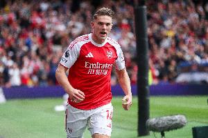 BBC：對陣伯恩利在上半場被換下，約克雷斯預(yù)計傷缺2周左右