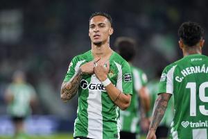 這沒進？安東尼兩轟世界波+9場5球2助，仍遭安帥無視落選巴西名單