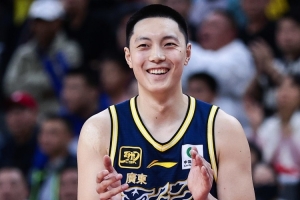 廣東全運(yùn)男籃12人大名單：趙睿、胡明軒、徐杰領(lǐng)銜 周鵬在列