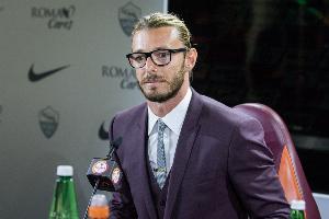 米體：巴爾扎雷蒂已經(jīng)和羅馬解約，將加盟馬賽當貝納蒂亞的助手