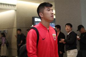 記者：海港這場(chǎng)亞冠最可惜，但凡人員稍微齊整些多半問(wèn)題不大