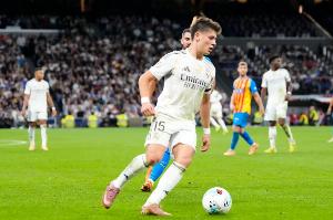 皇馬舊將：居萊爾還需要更加努力，應(yīng)以莫德里奇為學(xué)習(xí)榜樣