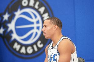 魔術(shù)可是花了4個(gè)首輪！貝恩賽季至今場(chǎng)均13.9分 三分命中率27.8%