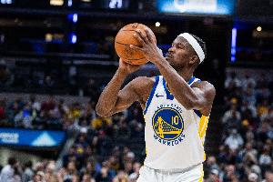 穆迪下半場代替巴特勒首發(fā) 后者賽前曾因下背部酸痛出戰(zhàn)成疑