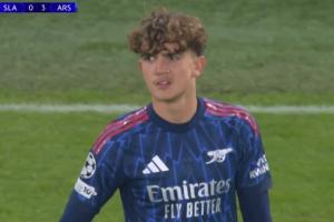 15歲308天！道曼替補(bǔ)登場，成為歐冠有史以來最年輕登場球員