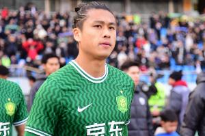 張玉寧：我覺得球迷發(fā)泄情緒可以理解，但肆意謾罵球員是不可取的