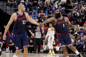 小卡比爾缺陣！快船首發(fā)：哈登/鄧恩/小瓊斯/巴圖姆/祖巴茨