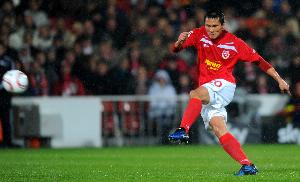 粵媒：9年德國足球洗禮和沉淀，讓邵佳一跳出了傳統(tǒng)土帥思維局限