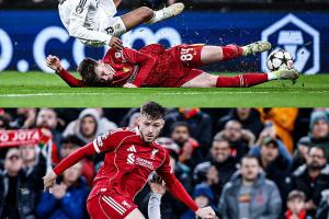 3.3億雙星0射正！姆巴佩2次射偏0關(guān)鍵傳球 維尼修斯0射9對抗2成功