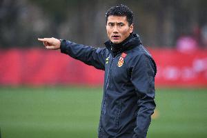 魯媒：國足已在備戰(zhàn)2030年世界杯道路上遲到，需邵佳一努力彌補