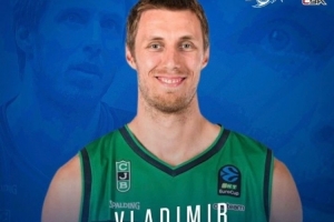 媒體人：福建男籃簽下斯洛伐克國家隊(duì)中鋒布羅茲安斯基