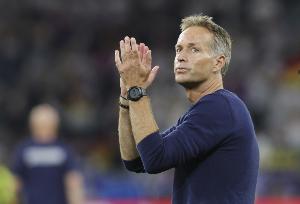 藥廠主帥：我們很多年輕球員極度缺乏經(jīng)驗(yàn)，但他們展現(xiàn)了強(qiáng)大斗志